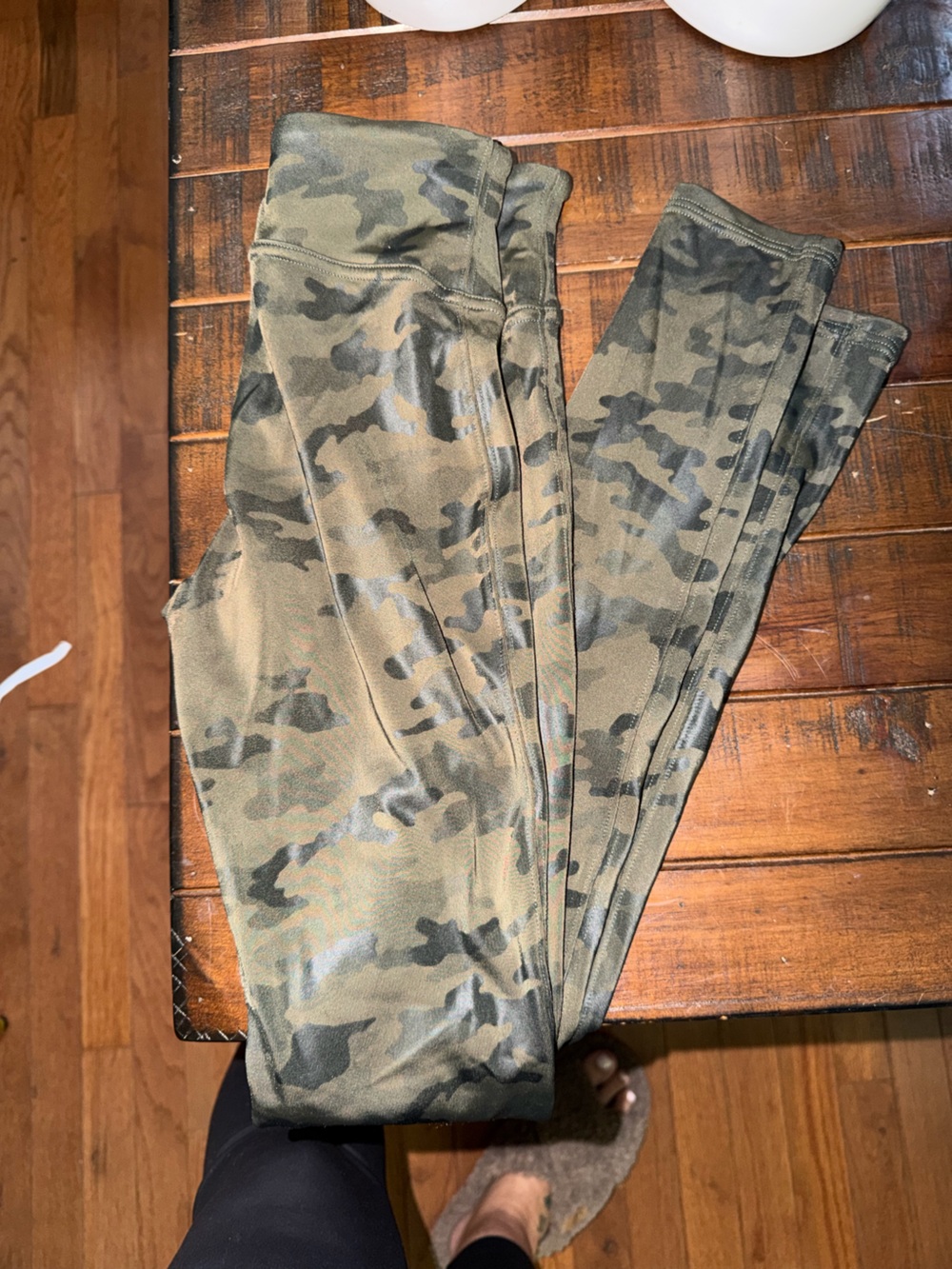 SPANX Camo Leggings in Olive Green and Black